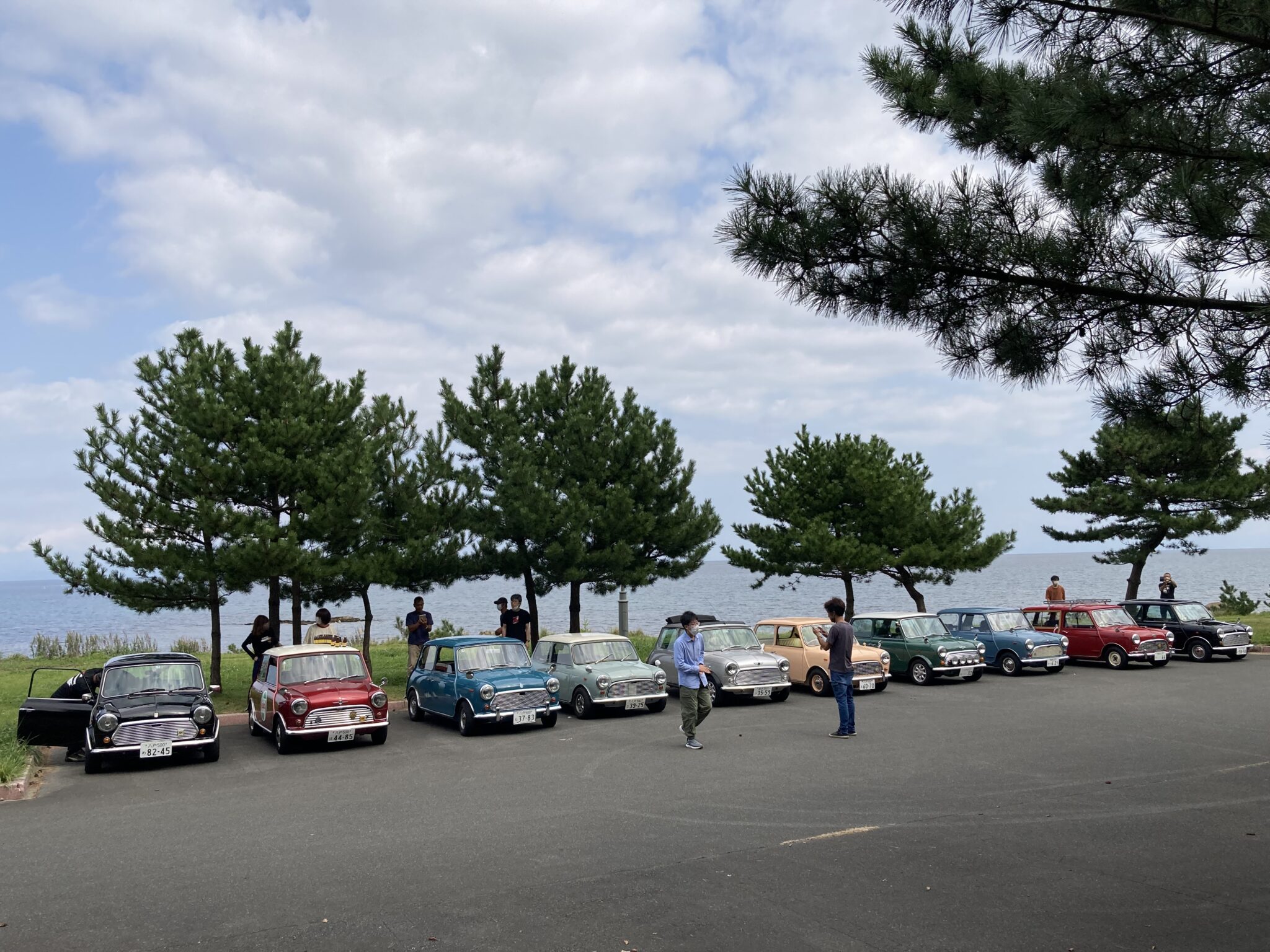 年末年始休業のお知らせ | ローバーミニ・クラシックミニ・ミニクーパー専門店ソフィーズ